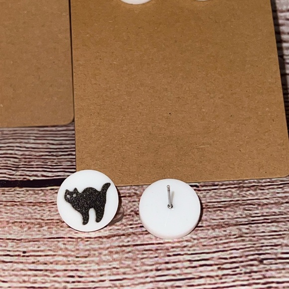 SUPER CUTE HALLOWEEN COOKIE ACRYLIC EARRINGS - Picture 11 of 11